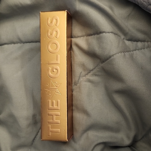 Jeffree Star The Gloss in Table Top - Picture 4 of 4